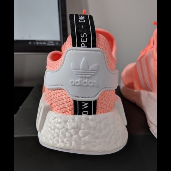 Adidas NMD R1 - Picture 4 of 6